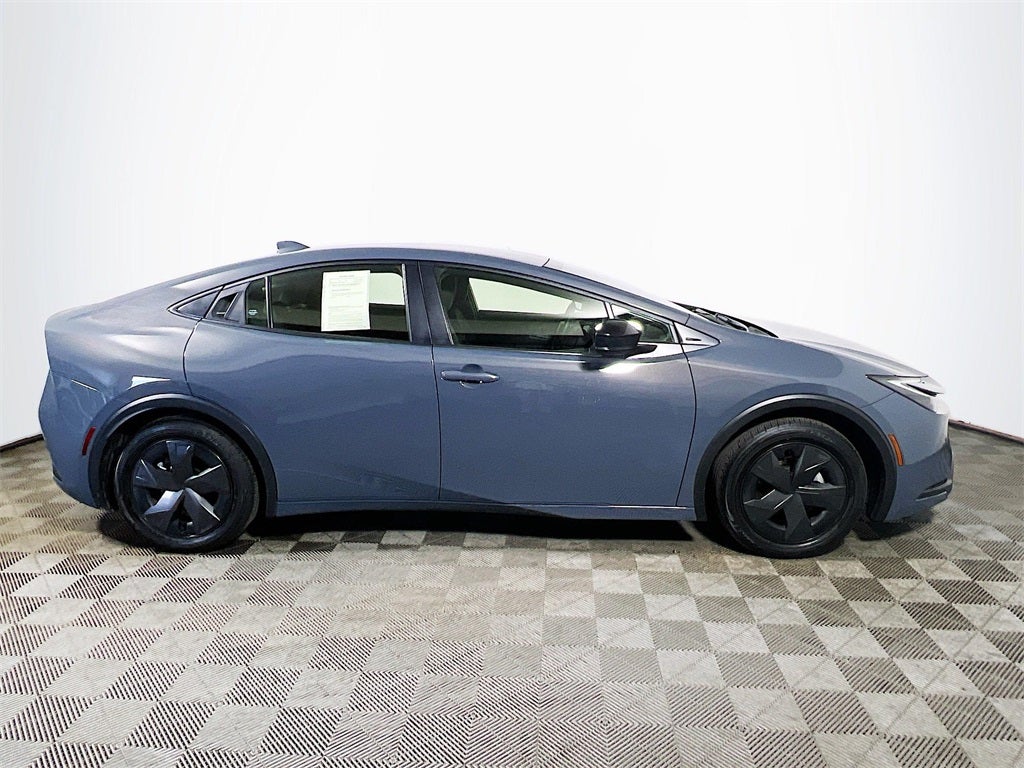 2024 Toyota Prius LE
