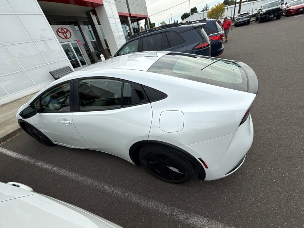 2024 Toyota Prius LE