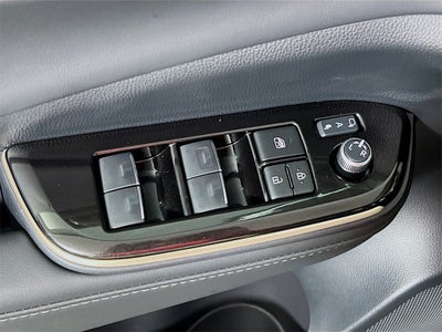 2025 Toyota Crown Platinum