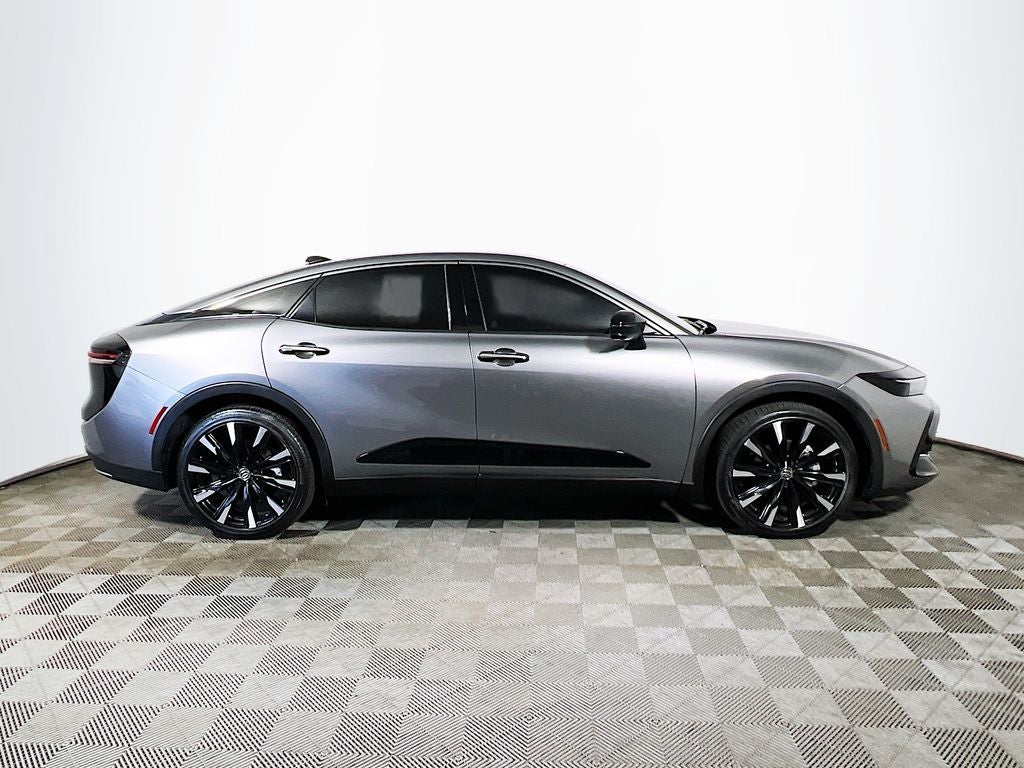 2025 Toyota Crown Platinum