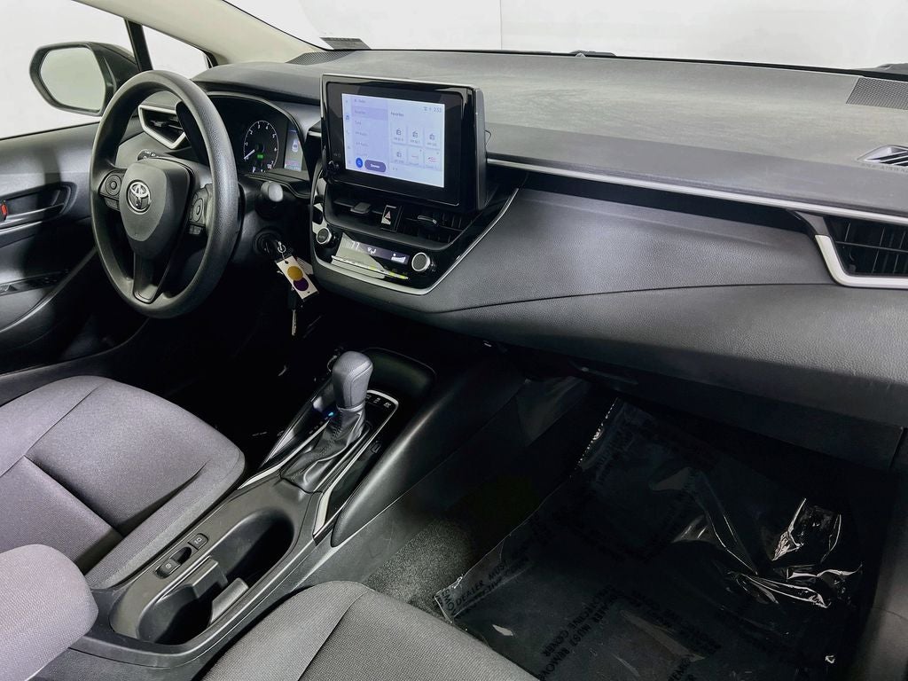 2025 Toyota Corolla Hybrid LE