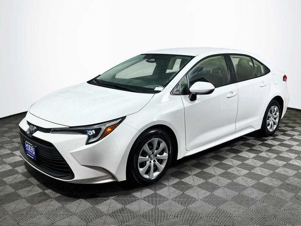 2025 Toyota Corolla Hybrid LE