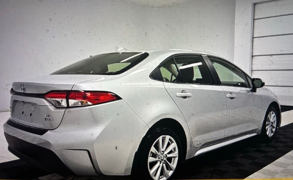 2025 Toyota Corolla Hybrid LE