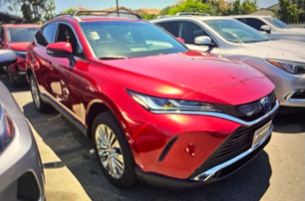 2023 Toyota Venza XLE