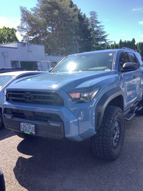 2025 Toyota 4Runner SR5 4WD's photo