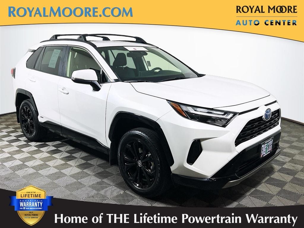 2024 Toyota RAV4 Hybrid SE AWD's photo