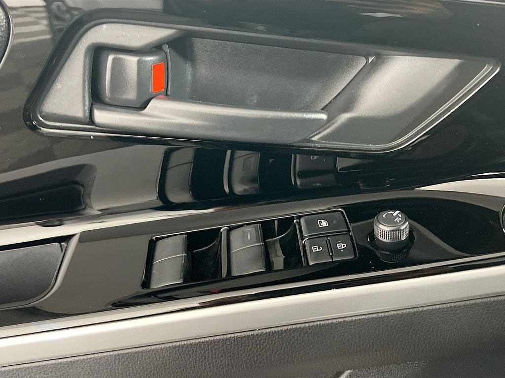 2025 Toyota bZ4X XLE