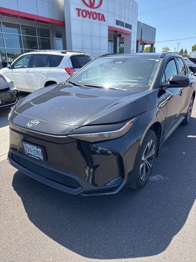 2025 Toyota bZ4X XLE