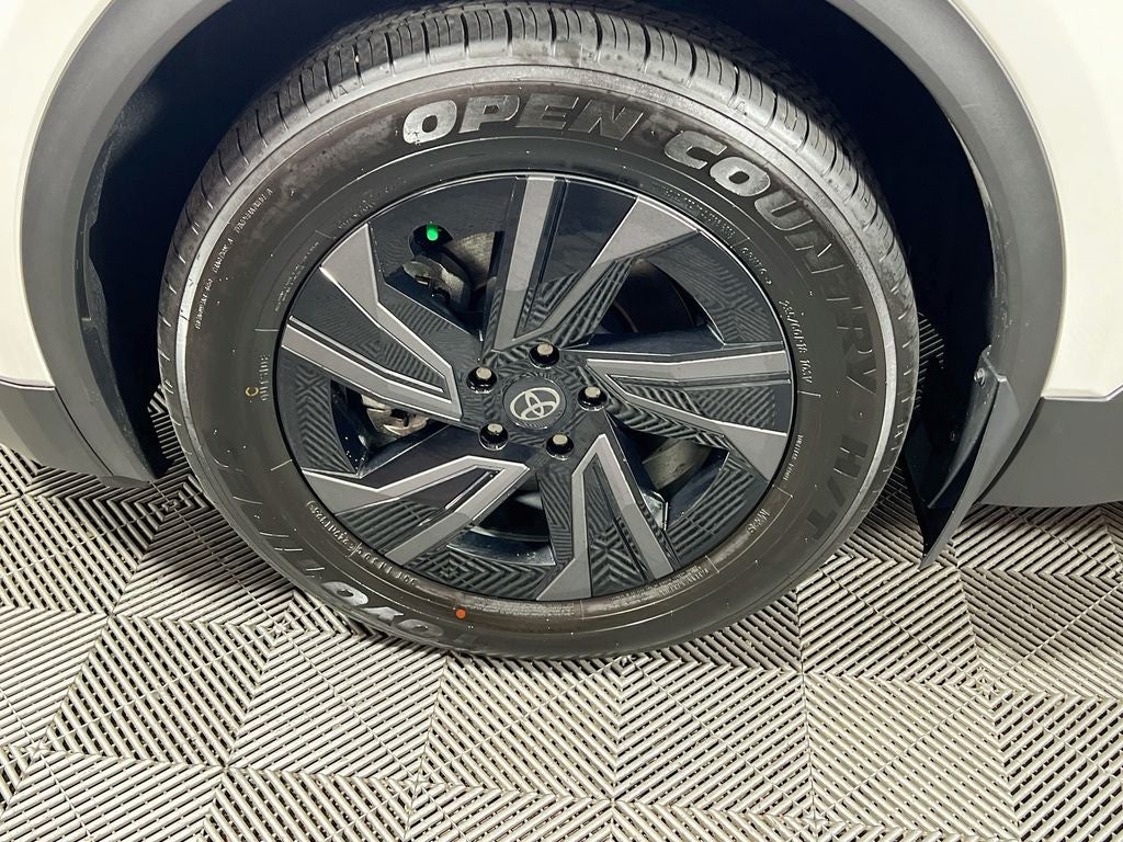 2026 Toyota C-HR SE