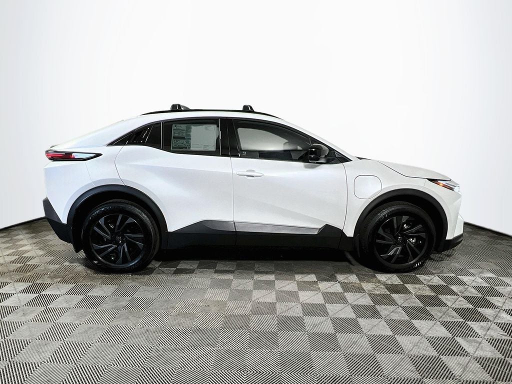 2026 Toyota C-HR SE