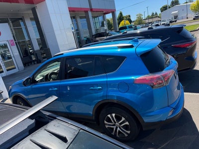 2017 Toyota RAV4 LE