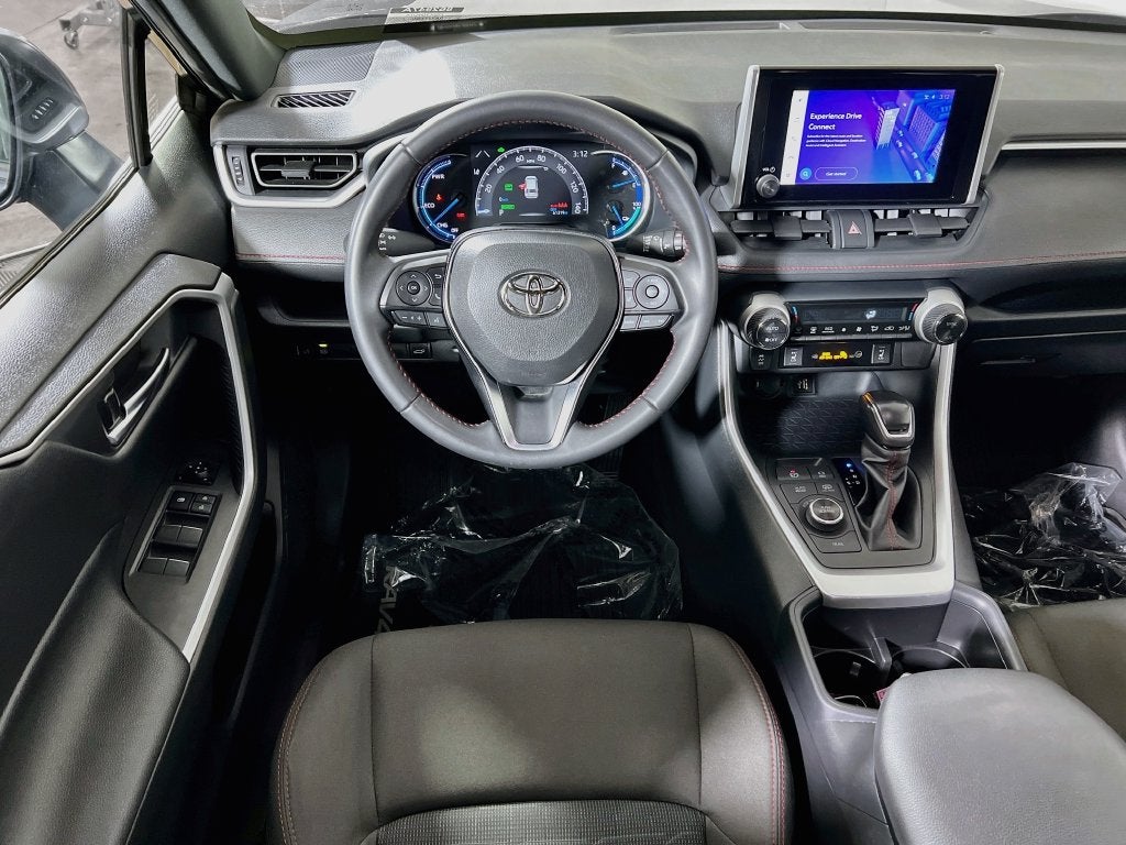 2024 Toyota RAV4 Prime SE