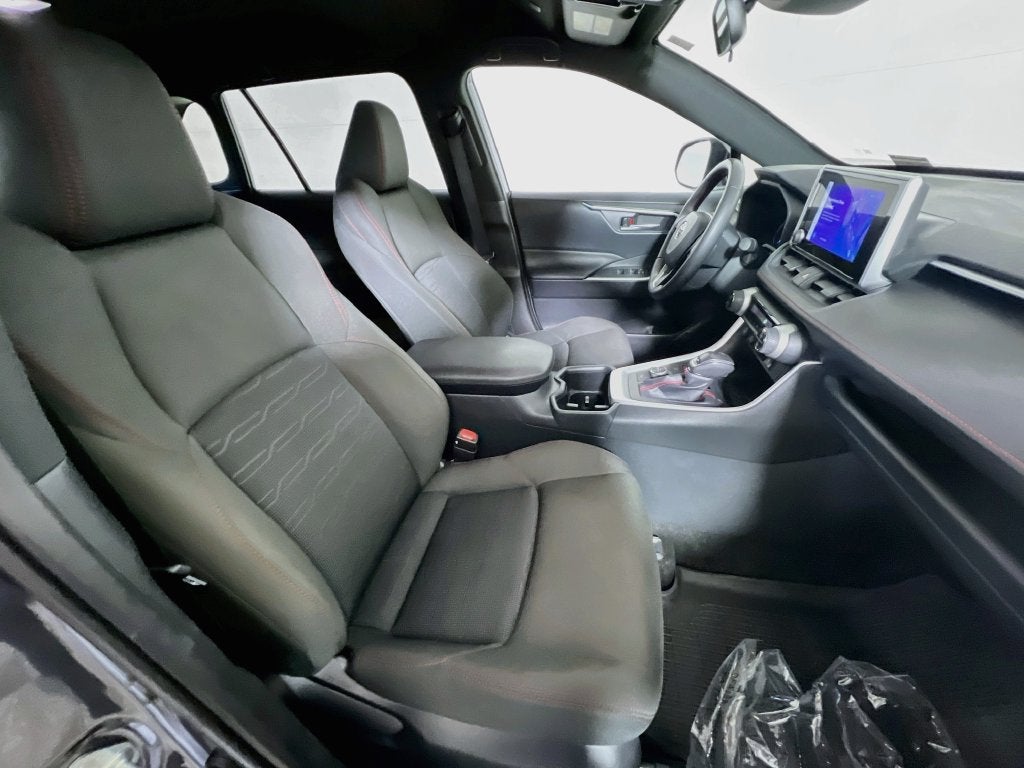 2024 Toyota RAV4 Prime SE
