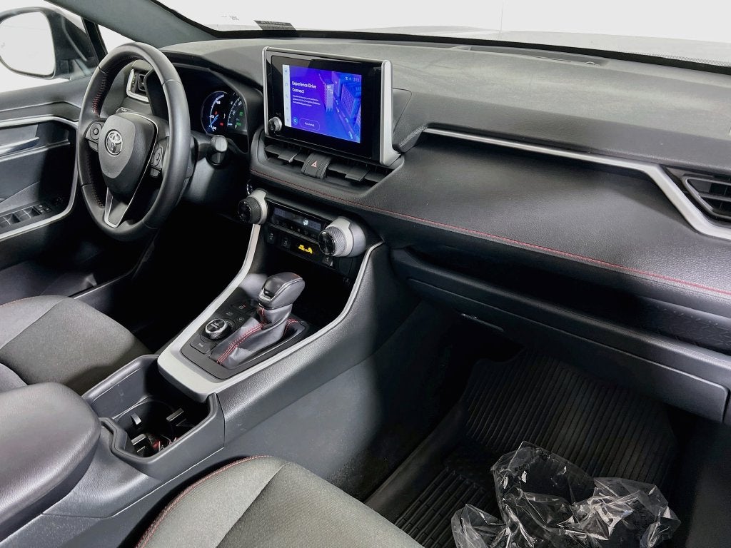 2024 Toyota RAV4 Prime SE
