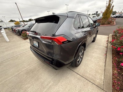 2024 Toyota RAV4 Prime SE