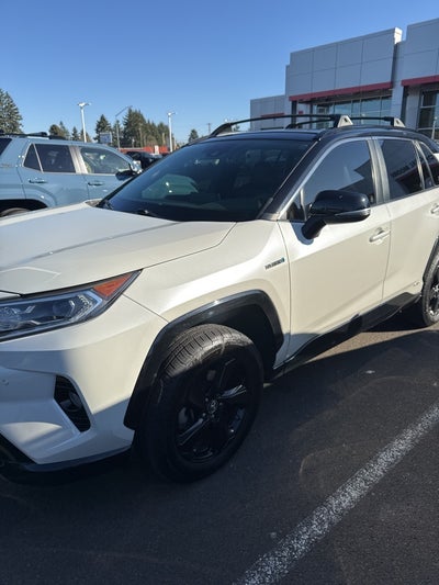 2019 Toyota RAV4 Hybrid XSE