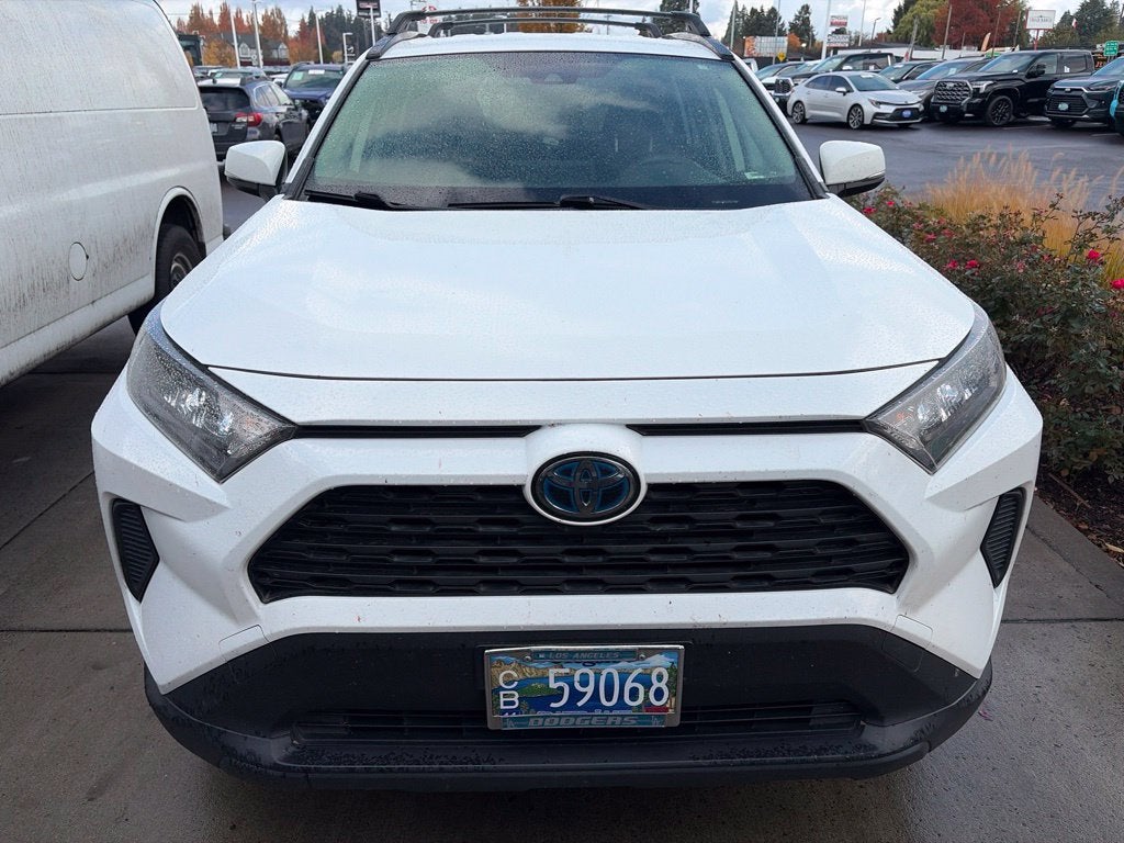 2020 Toyota RAV4 Hybrid LE