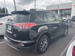2017 Toyota RAV4 Hybrid XLE