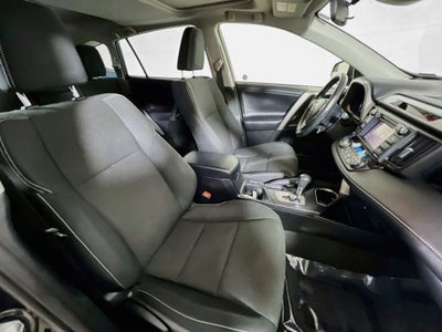 2017 Toyota RAV4 Hybrid XLE
