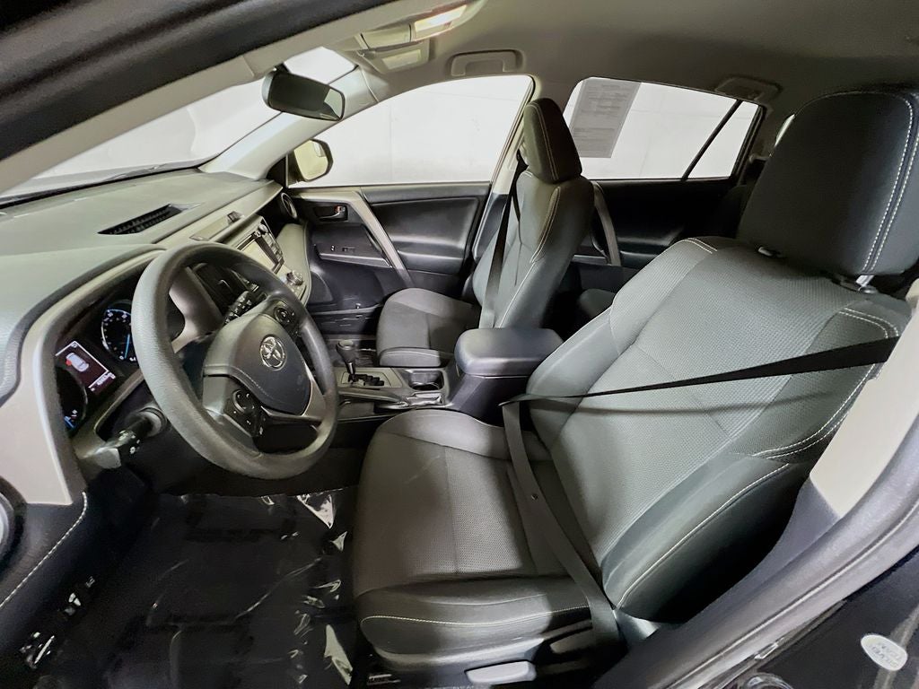 2018 Toyota RAV4 Hybrid LE