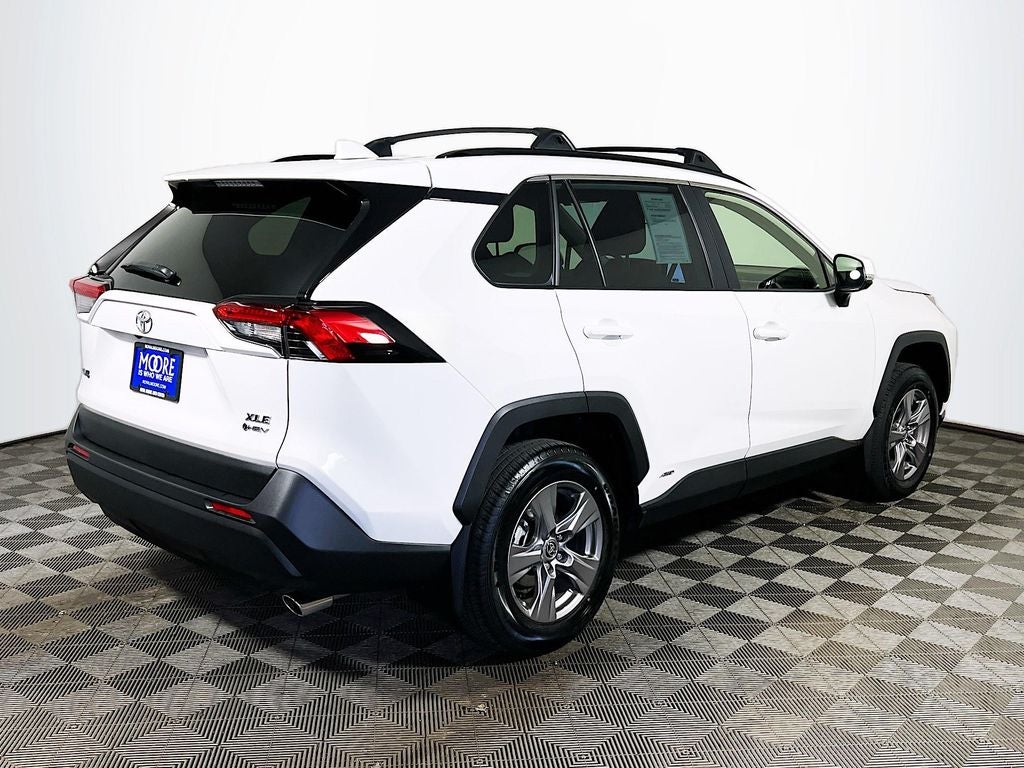 2025 Toyota RAV4 Hybrid XLE