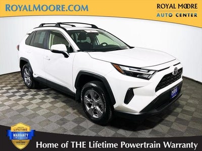 2025 Toyota RAV4 Hybrid XLE