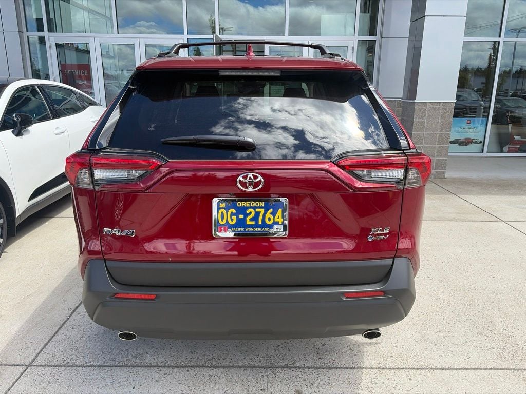 2025 Toyota RAV4 Hybrid XLE