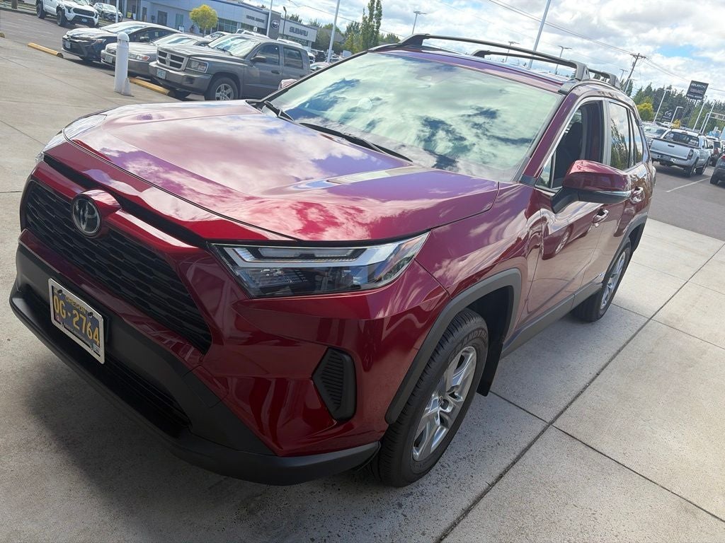 2025 Toyota RAV4 Hybrid XLE