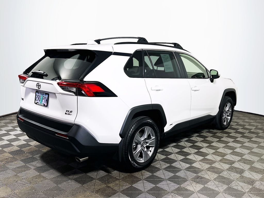 2025 Toyota RAV4 Hybrid XLE