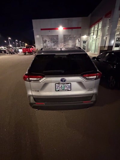 2023 Toyota RAV4 Hybrid XLE