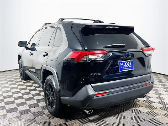 2021 Toyota RAV4 Hybrid XLE