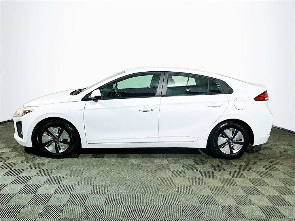 2022 Hyundai Ioniq Hybrid Blue