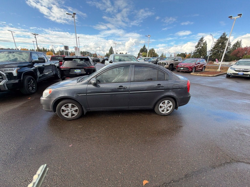 2011 Hyundai Accent GLS