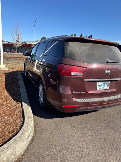 2017 Kia Sedona LX
