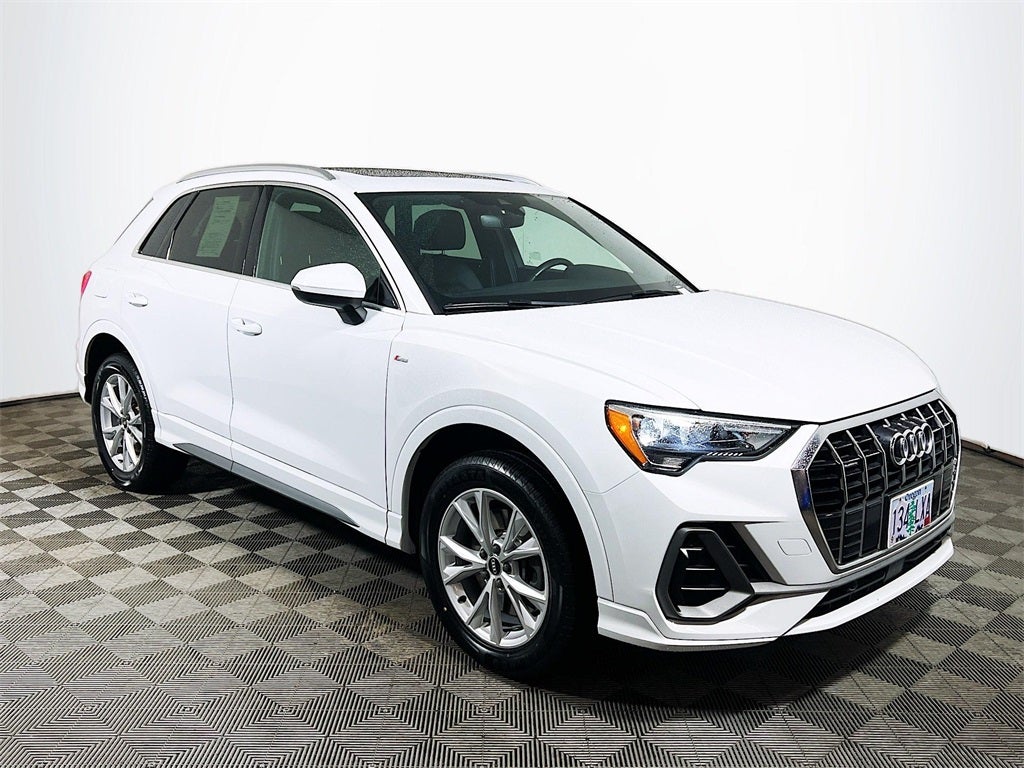 2022 Audi Q3 Premium S Line quattro