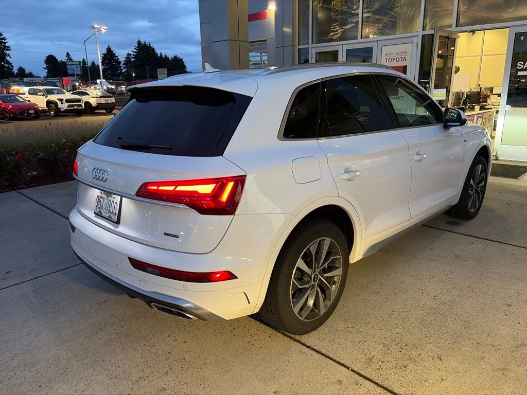 2023 Audi Q5 45 S line Premium quattro