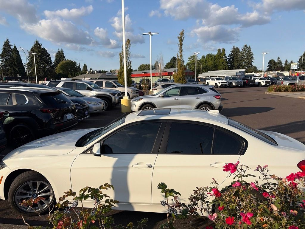 2018 BMW 3 Series 320i