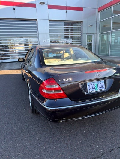 2004 Mercedes-Benz E-Class E 320 Base