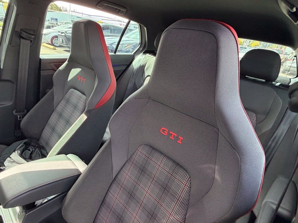 2025 Volkswagen Golf GTI 2.0T S