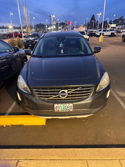 2016 Volvo XC60 T5 Drive-E Premier