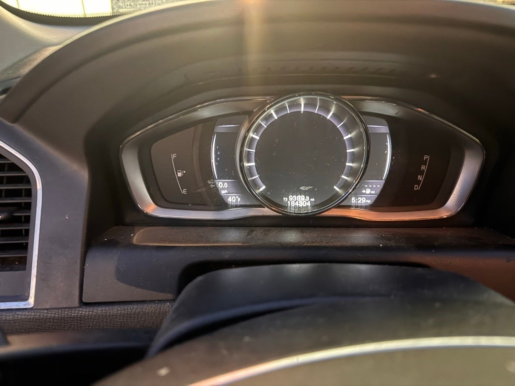 2016 Volvo XC60 T5 Drive-E Premier