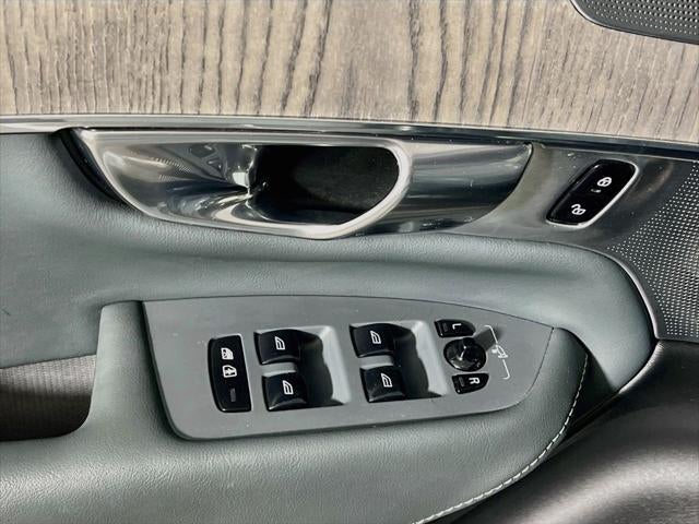 2021 Volvo XC90 T6 Inscription