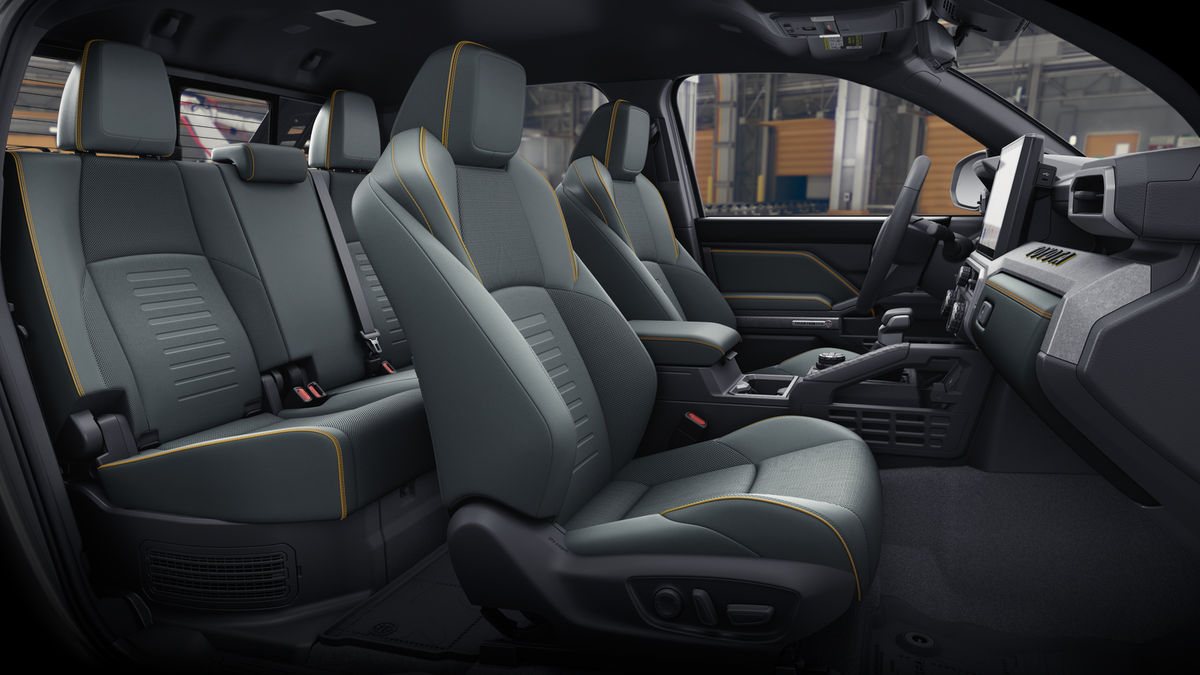 2026 Toyota Tacoma i-FORCE MAX Trailhunter