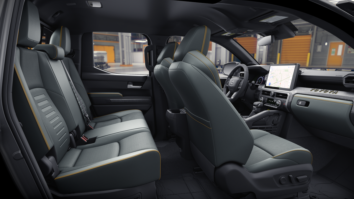 2026 Toyota Tacoma i-FORCE MAX Trailhunter