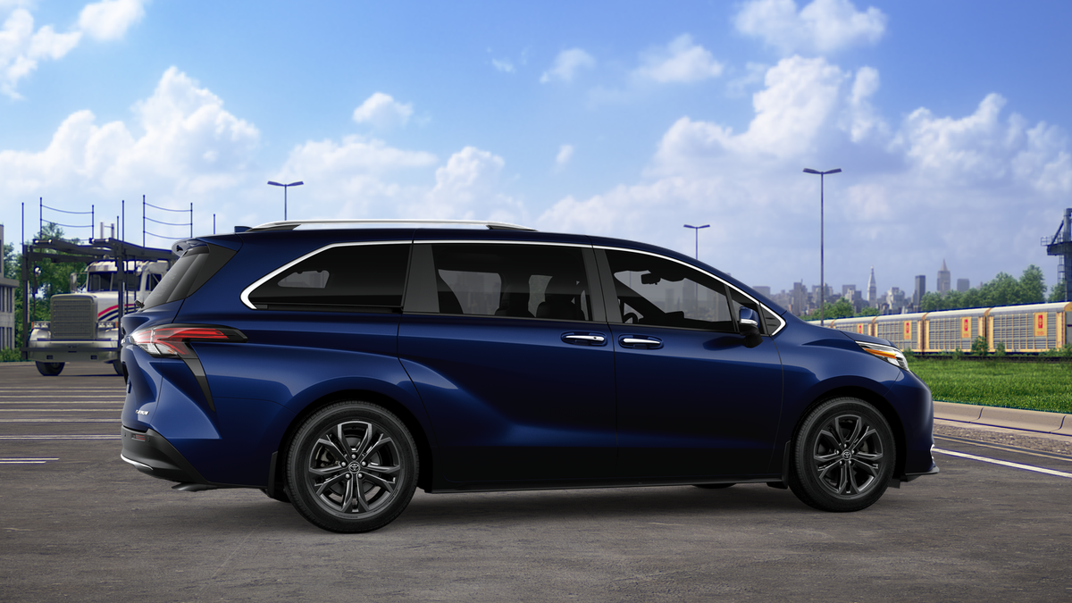 2026 Toyota Sienna Platinum