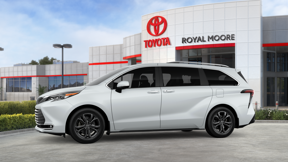 2026 Toyota Sienna Platinum