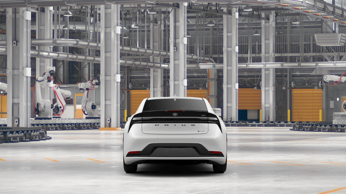 2026 Toyota Prius Plug-in Hybrid SE
