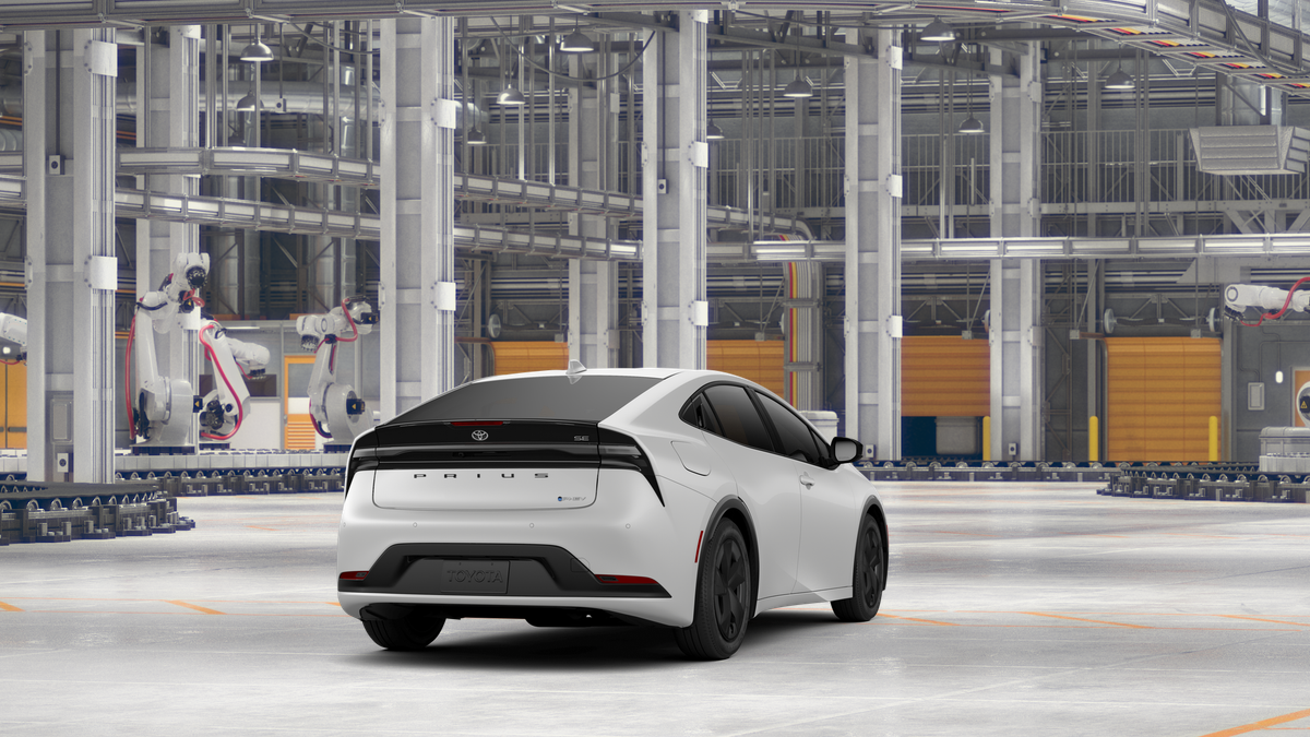 2026 Toyota Prius Plug-in Hybrid SE