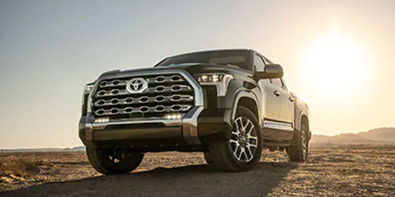 Royal Moore Toyota in Hillsboro OR