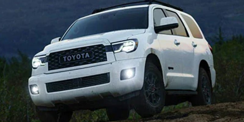 Royal Moore Toyota in Hillsboro OR